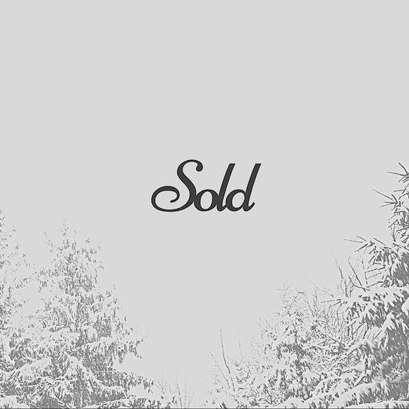 ✨ SOLD ✨ - Picture 2 of 2